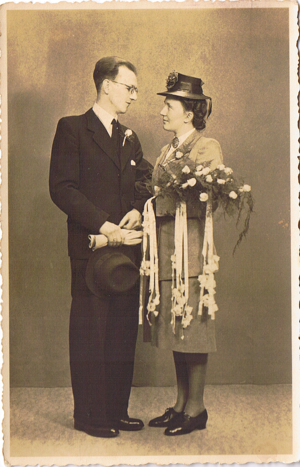 Klik voor foto in apart venster geertruida_weijdema_en_simon_jongebloed.bmp