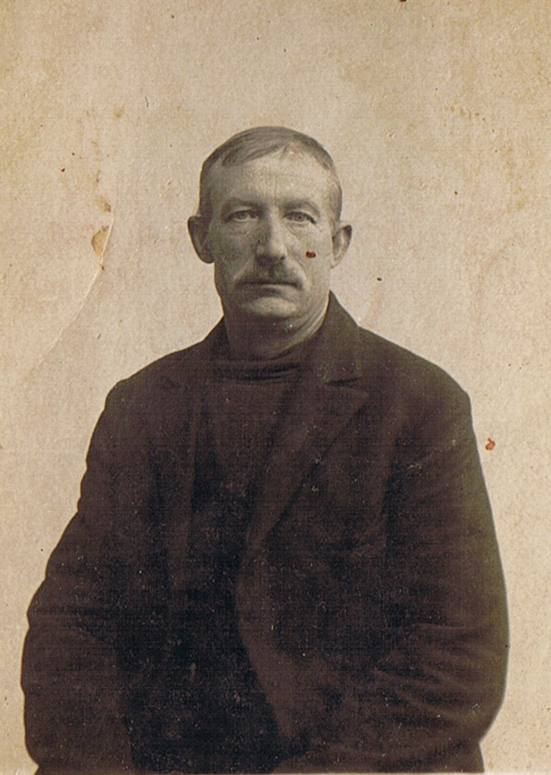 Klik voor foto in apart venster klaas_ter_horst.jpeg